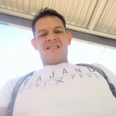 Emprendedor. Busco hacer amistades. Me