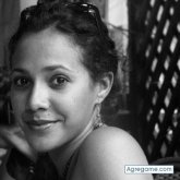 Glorita chica soltera en Balcón De La Lisa