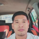 Busco ligar. Sí. Enigmático, sencillo