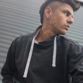 Busco conocer gente. Busco mujeres.