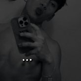 Trabajador. Algo sincero y amor. Soy muy