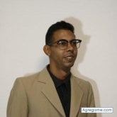 Ingeniero Informatico. Busco ligar.