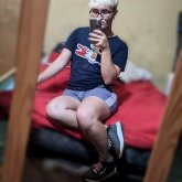 Estudiante. Busco conocer gente. Busco