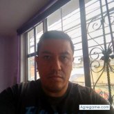 Na. Busco chatear. Na. Un hombre