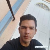 Busco pareja. Busco conocer chicas.