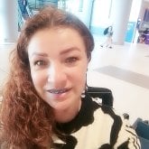Mujeres solteras en Qatar, Catarís o qatarís solteras
