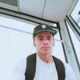 Busco pareja. Mi media naranja. Alegre