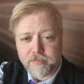 Engenero de Sistemas. Busco matrimonio.