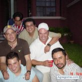 Encuentra Hombres solteros en Uriangato