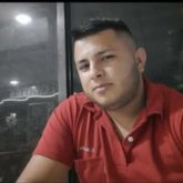 Mujer piel blanca cabello rubio. Soy una