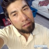 Busco pareja. Mujeres solteras. Alegre.