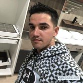 Busco pareja. Mujeres.