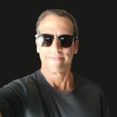 Escritor, Editor, Educador.