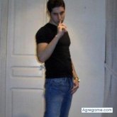 Pries chico soltero en Barcelona