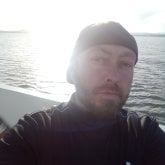 Mujer entre 40y50años.fisico normal