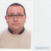 Encuentra Hombres solteros en Negreira