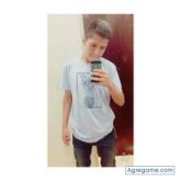 Robert Paredes, Chico de Anniston para Chicos en Agregame.