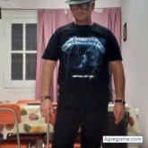 Busco conocer gente. Conocer gentes.