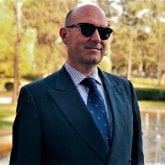 Busco pareja. Una chica joven simpática