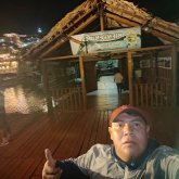 Asesor de ventas. Busco conocer gente.