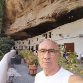 Busco conocer gente.