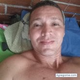Encuentra Hombres solteros en Taminango