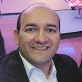 Mujeres, arriba de 30, con mismos