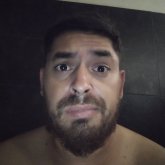 Busco conocer gente.