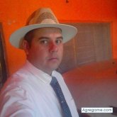 David González