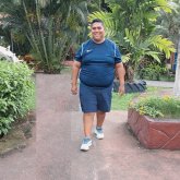 ESTUDIANTE. Busco pareja. Hombres