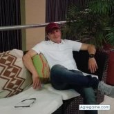 Busco conocer gente. Mujeres. Una