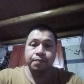 Busco ligar. Q sea divertida y re