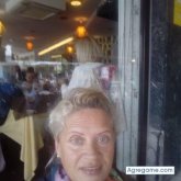 Busco conocer gente. Conocer gente