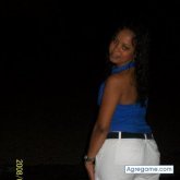 Asistente. Busco ligar. Un hombre