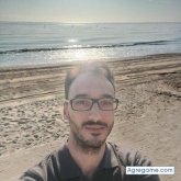 Busco pareja. Mujer. Demasiado sincero.