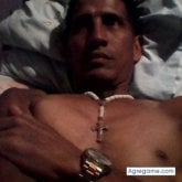 Encuentra Hombres solteros en San Juan De Colón