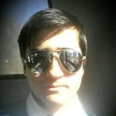 Mujeres solteras para cita. Un hombre