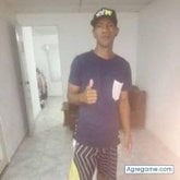 Busco ligar. Mujeres.