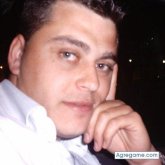 palotes chico soltero en Cangas