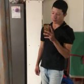 Gente pra salir ir tomar. Soy mecánico