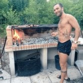 Busco ligar. Busco mujeres lindas jaja.