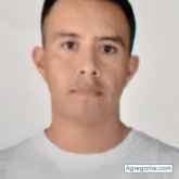 Leousa chico soltero en Ambato