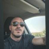 Mujeres, con ganas de salir, reír tomar