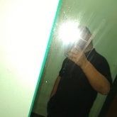 Busco ligar. Busco hombres jóvenes para