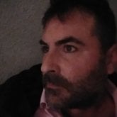 Estudio. Chicas guapas que dices. Guapo