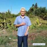 Busco conocer gente.