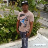 el_soltero chico soltero en Pedro Brand