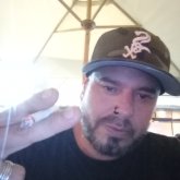 Busco mujeres de todas las edades para