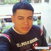 CONTRERAS chico soltero en Wheaton