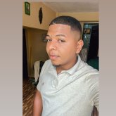 Que sea amorosa y capaz. Muy amable y